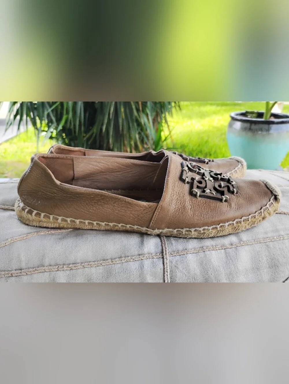 TORY BURCH TAN LEATHER ESPADRILLES